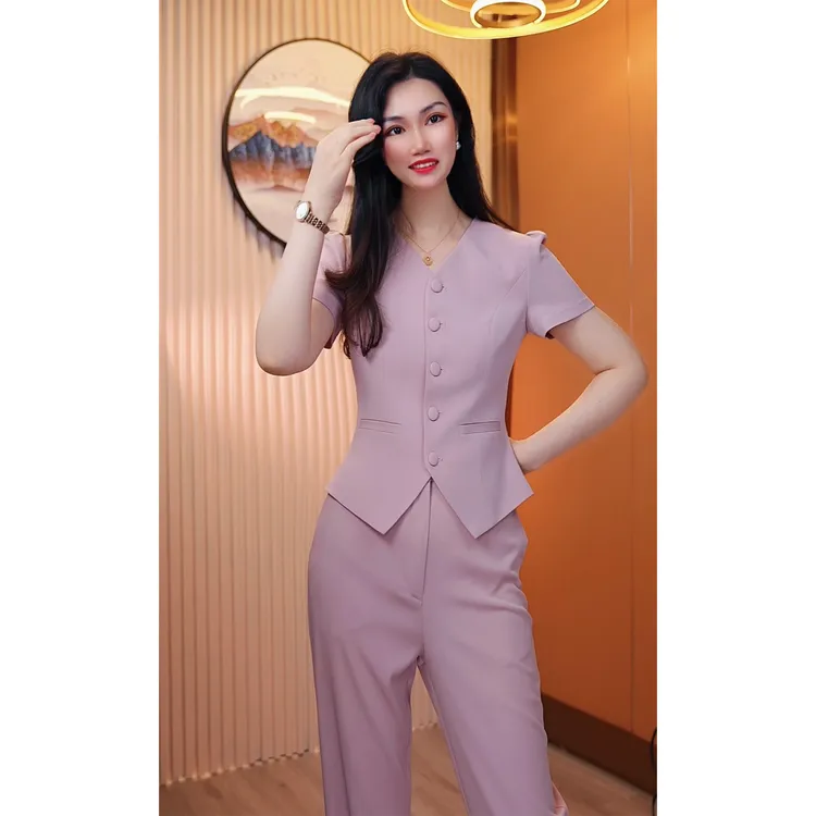 夏季薄款高级感时尚套装女显瘦短袖温柔减龄简约气质西装通勤