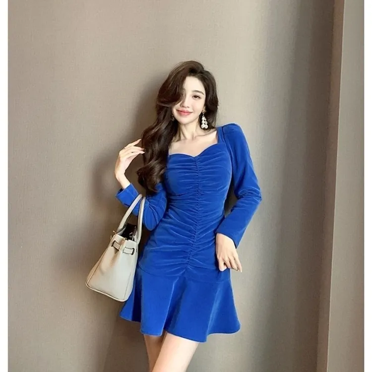 蓝色裙子性感冬季新款复古气质方领丝绒小个子修身显瘦鱼尾连衣裙