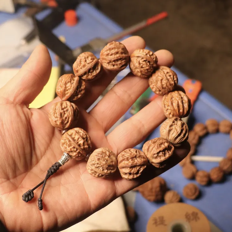 小秋子核桃手持24mm左右楸子手串