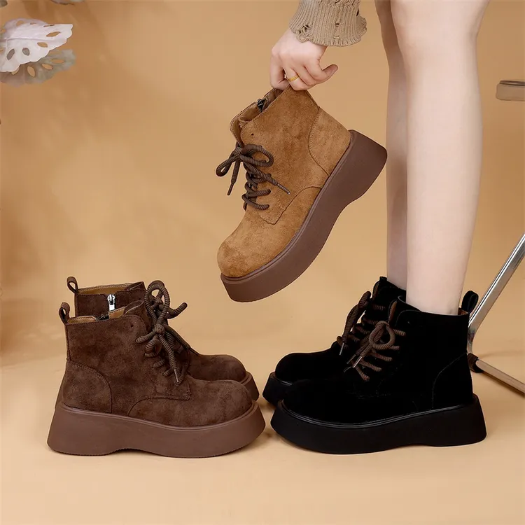 翻毛马丁靴女秋冬新款时尚百搭厚底显瘦短靴
