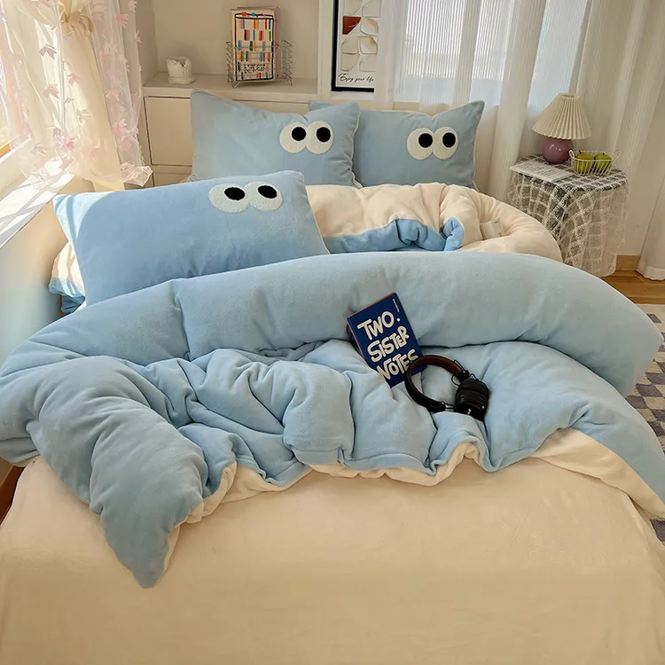 2024新款秋冬ins加厚毛巾绣大眼萌混搭撞色牛奶绒加绒可爱四件套