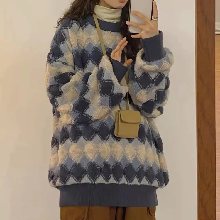 2023秋冬美式复古情侣宽松菱格条纹流行毛衣女打底衫套头慵懒针织
