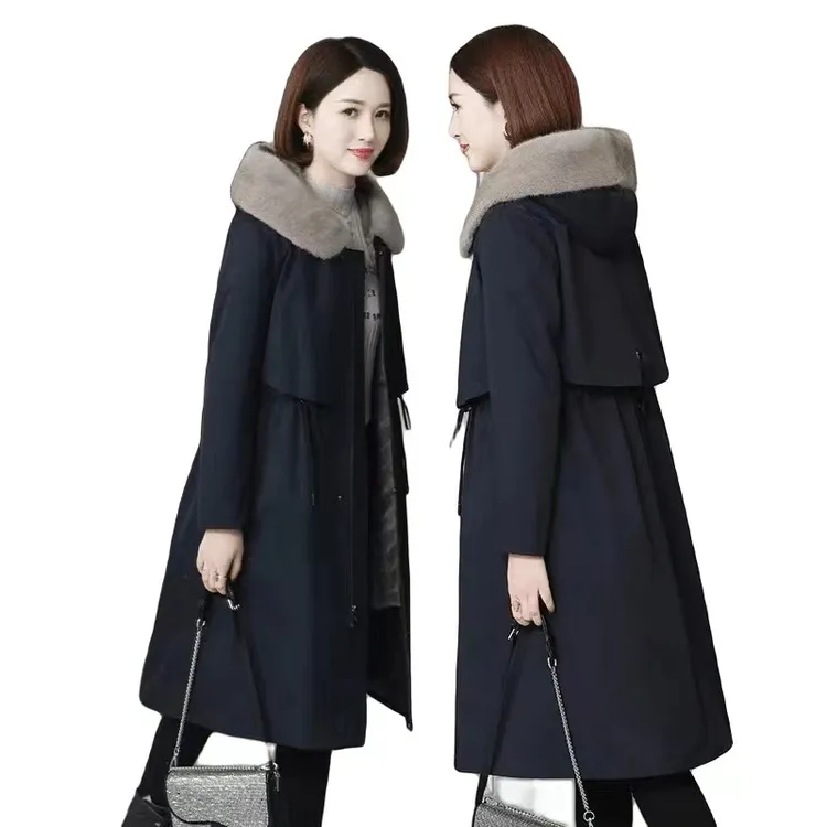 W2024舌头新款冬季连帽加厚长款女大衣外套