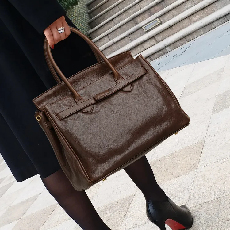 CCAMO牛皮包包女包轻奢品牌上档次的单肩手提包潮流商务女士包包