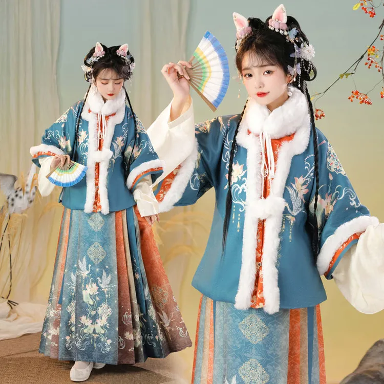 裳荷坊原创【不染】明制汉服女加绒加厚中国风马面裙冬季超仙拜年服