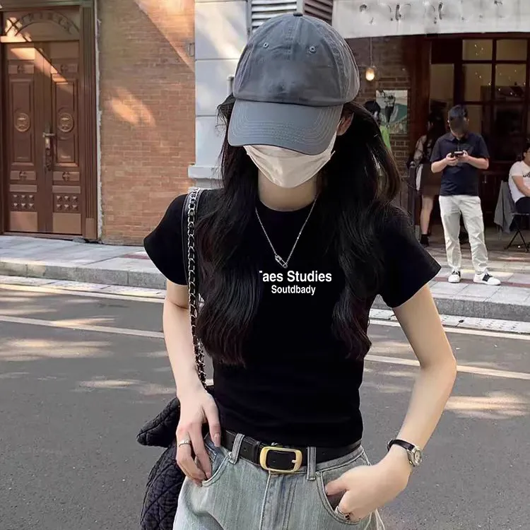 百搭网红甜辣妹夏季高腰设计感修身短款黑色正肩短袖t恤女上衣潮