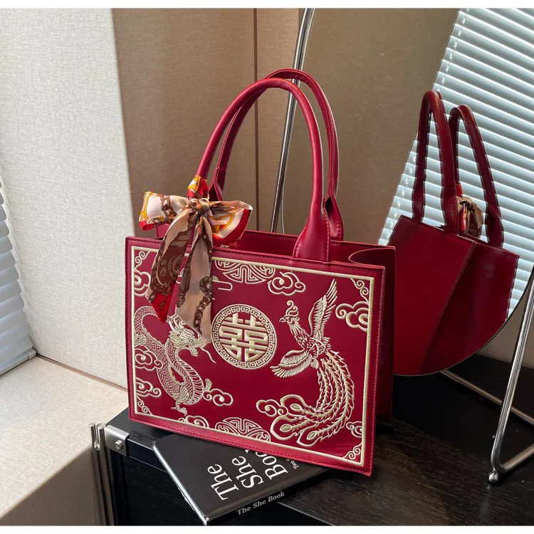 新中式国风刺绣婚礼包包女士2025新款大容量红色结婚包新娘托特包