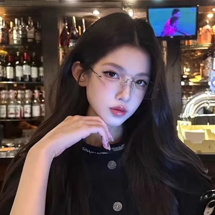 素颜神器无框眼镜近视女度数可配高级感无边框纯欲防蓝光银色镜框