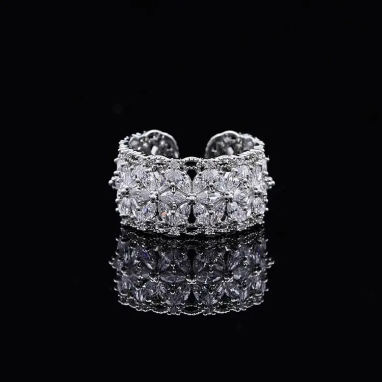 高定璀璨星光戒指女款开口大小可调节指环送闺蜜首饰潮