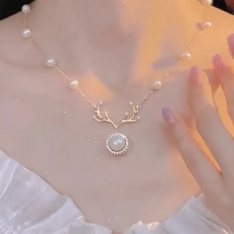 铜合金合成锆石吊坠 一鹿有你项链满天星珠珠锁骨链轻奢高级感潮