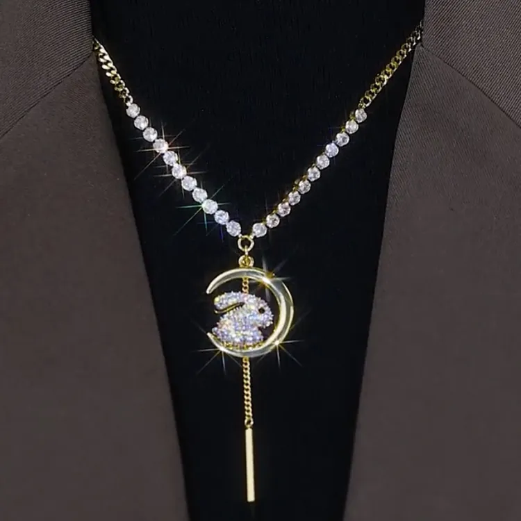 钛钢项链 月上萌兔毛衣链女款长款流苏款网红时尚小众首饰品配饰