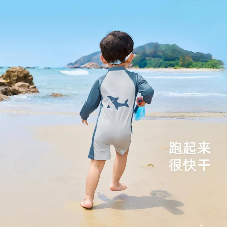 男童高弹速干泳衣儿童长袖游泳衣男孩夏季新款沙滩服宝宝连体泳装