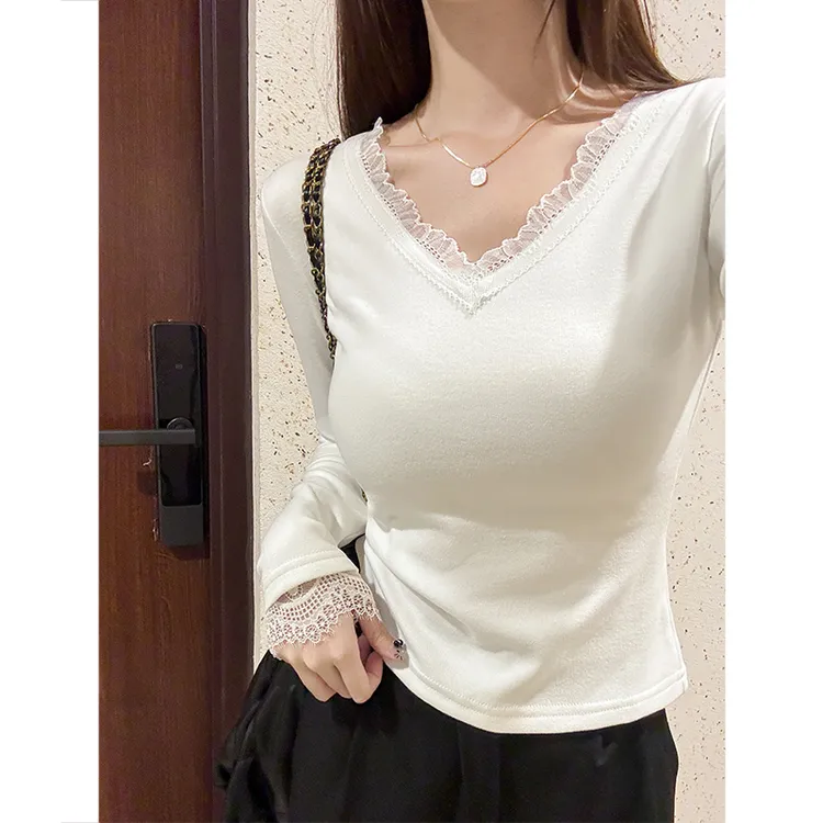 纯欲打底衫秋冬新款蕾丝花边拼接长袖t恤女V领修身加绒内搭上衣