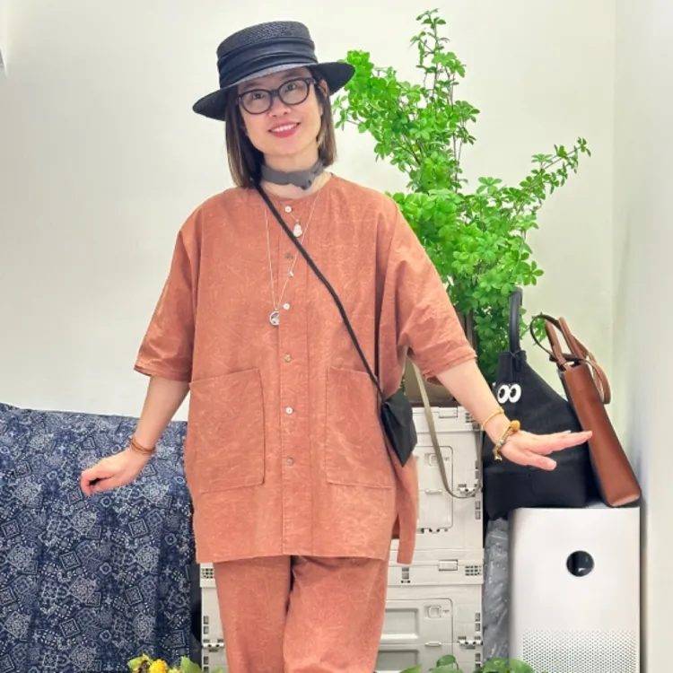 新思维原创贝壳扣炒色上衣锈色宽松版型优雅简约时尚气质高雅个性