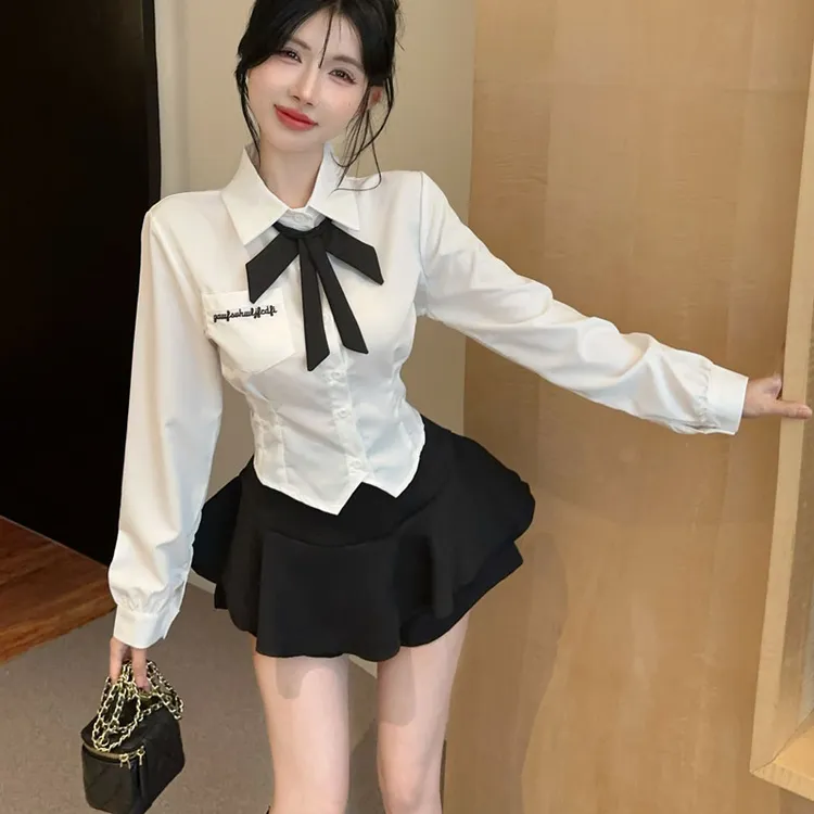 韩系小众学院风辣妹刺绣套装减龄长袖衬衫纯欲黑色jk短裙裤套装女