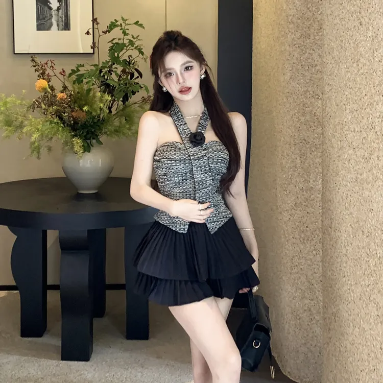 小香风感挂脖吊带小背心女复古辣妹修身短款无袖上衣一整套外穿