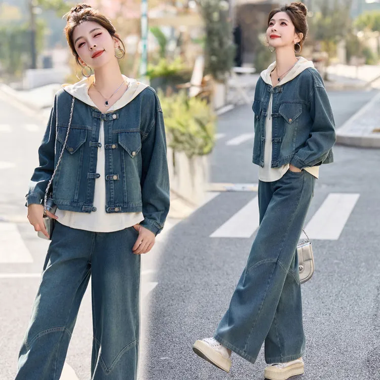 新中式牛仔时尚套装女2024年春季新款复古盘扣连帽休闲T三件套