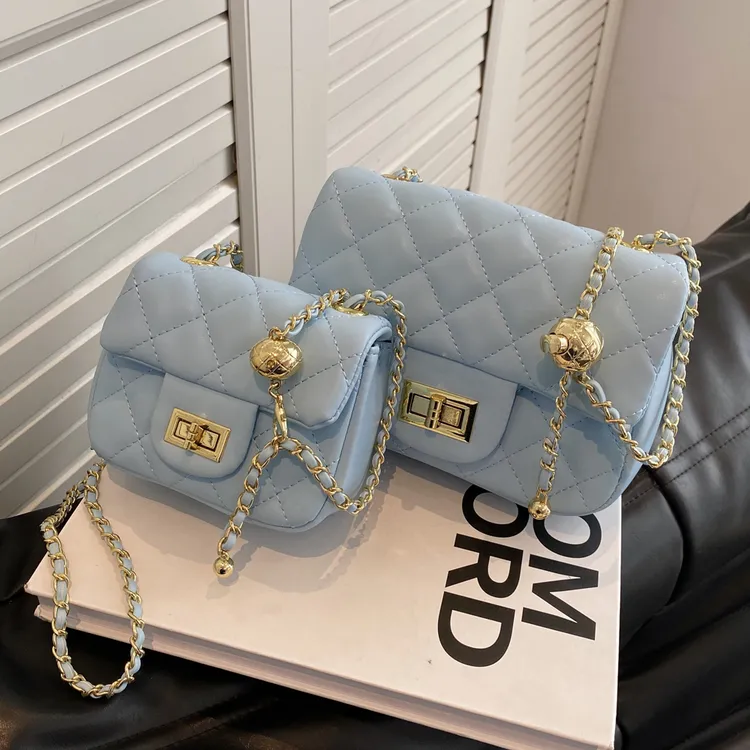 今年流行小包包女包2024新款高级感夏天菱格链条斜挎包爆款小方包