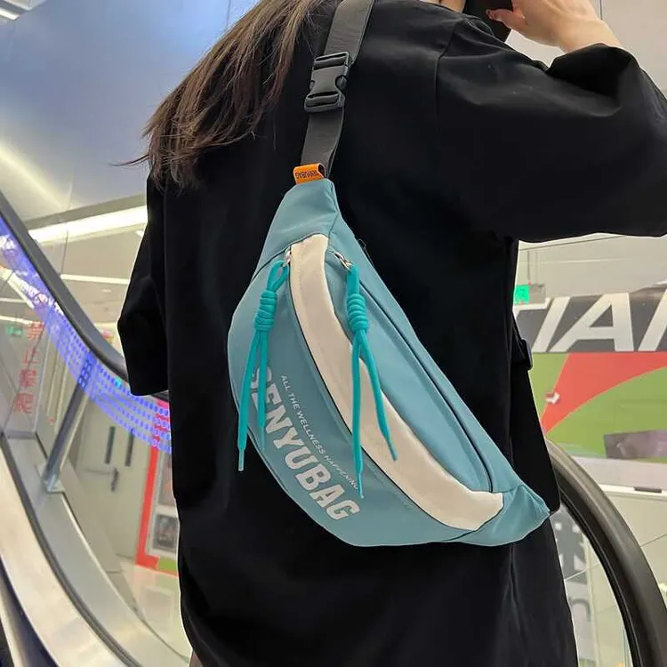 情侣款时尚字母胸包轻便运动百搭斜挎包潮牌撞色多功能撞色单肩包