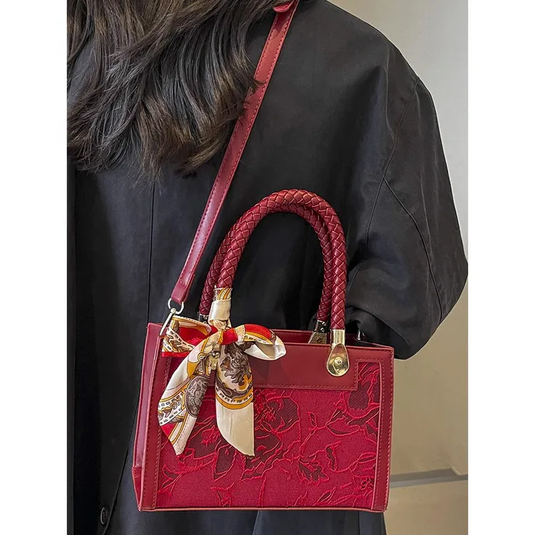 婚包大容量母亲节包包女大气平时可用红包红色结婚女包妈妈新娘包