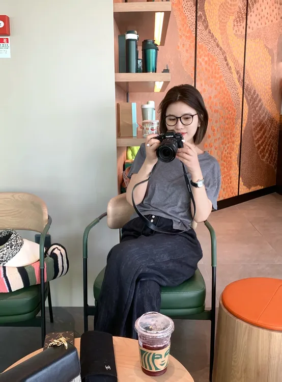 显瘦百搭 桑蚕丝混合莱赛尔面料 设计款斜扣T 自带清凉感