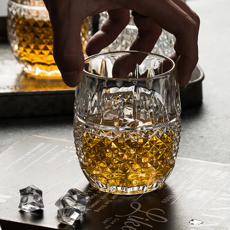 家用威士忌酒杯ins风八角果汁啤酒杯创意雕花加厚玻璃洋酒杯旋转