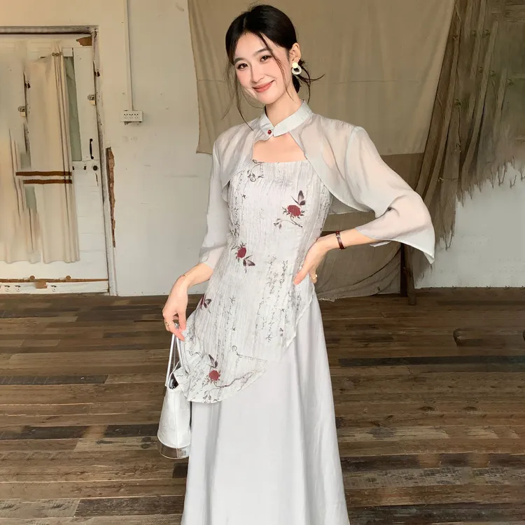 气质显瘦蕾丝夏装爆款洋气白色夏季+开衫套装2025秋季新品