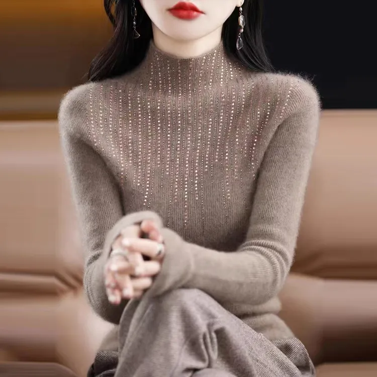 100纯羊绒衫女秋冬新款修身显瘦内搭镶钻羊毛打底衫加厚针织毛衣