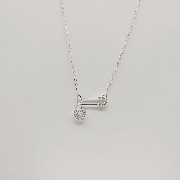 铜合金锆石手链别针项链女高级感时尚百搭锁骨链镶钻爱心吊坠轻奢