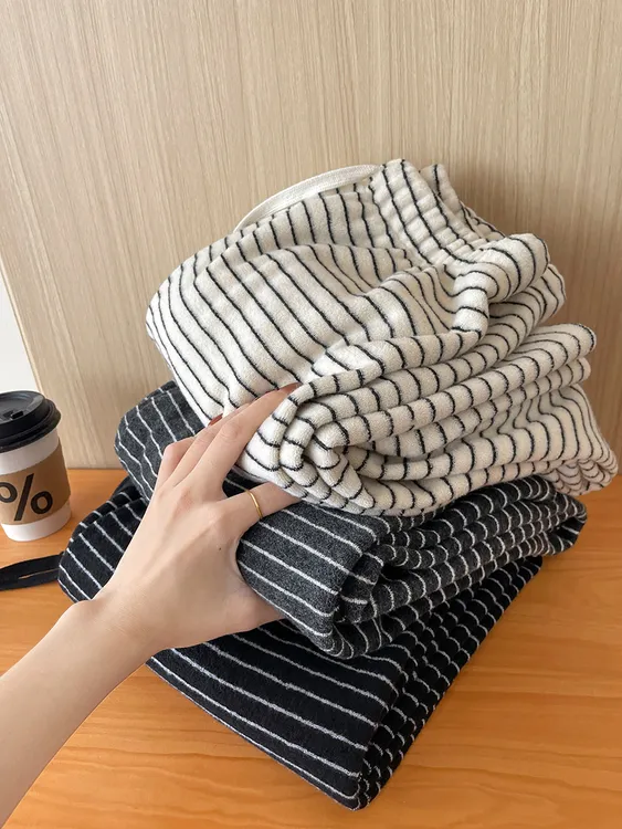 孕妇裤子外穿毛巾裤条纹抽绳阔腿裤2025秋冬季新款加绒加厚休闲裤