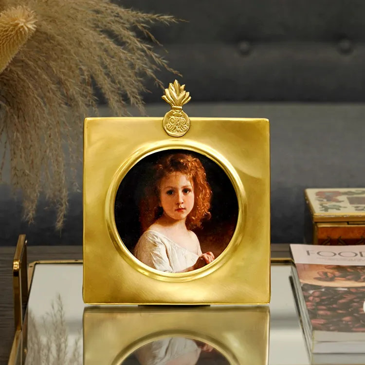 进口欧式美式简约黄铜相框7寸圆形复古摆台 个性创意装饰照片框