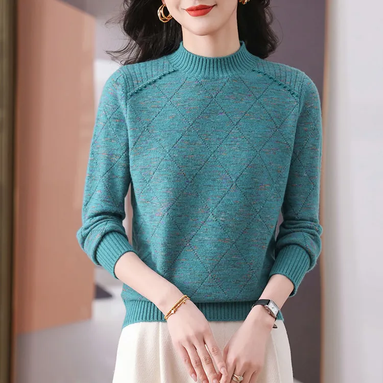 毛衣女款2025款网红款半高领打底衫时尚洋气钉珠显瘦秋冬套头毛衣