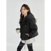 7232-（三角标）小短款连帽（脱卸袖子）羽绒服