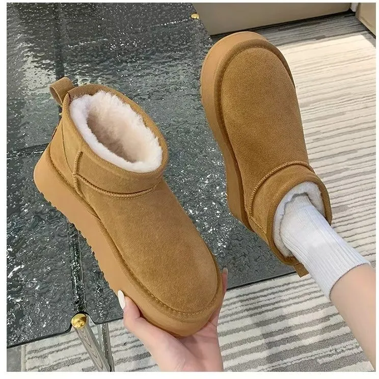 冬季加绒厚底雪地靴女短筒保暖时尚短靴