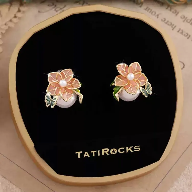 925银仿珍珠耳饰 花迹滴油立体珍珠花朵耳钉女简约小清新手工017