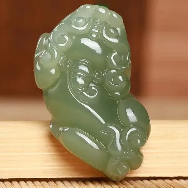 天然和田玉青白玉貔貅吊坠编绳男女款挂坠子湖水绿皮休情侣玉保真
