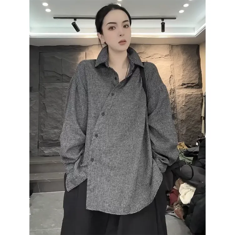 设计感宽松翻领格纹衬衫女欧洲站2025秋季新款洋气百搭中长款衬衣