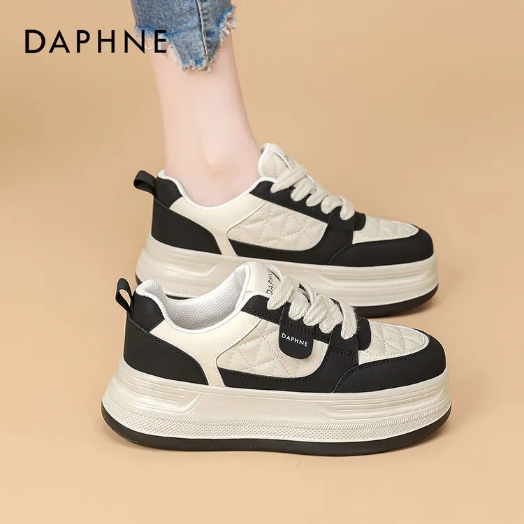 达芙妮运动鞋2025秋季新款百搭厚底超拽面包鞋舒适简约休闲鞋女S