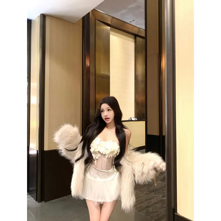 法式绝美设计感重工堆叠立体花朵抹胸网纱A字显瘦半裙套装女秋冬