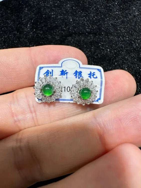 【广源珠宝】S925银镶嵌耳钉气质时尚精致豪华高冰满绿绿耳环