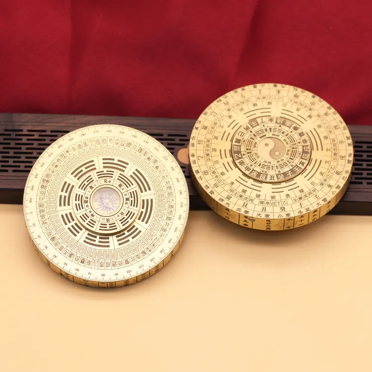 黄铜高精度雕刻工艺品罗盘手工个性复古摆件旋转解压 指针不准