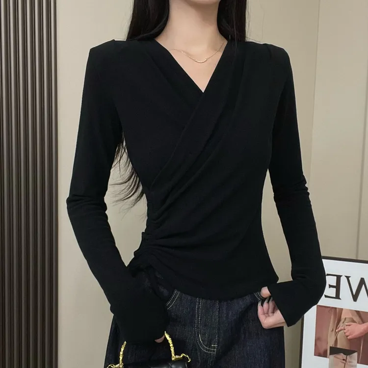 眼月【现货哦】不规则褶皱V领女时尚收腰显瘦打底长袖T