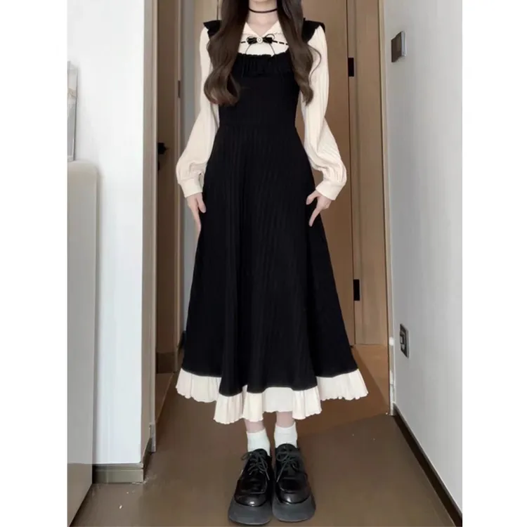 针织连衣裙秋冬女甜美温柔收腰显瘦气质内搭打底长裙假两件小黑裙