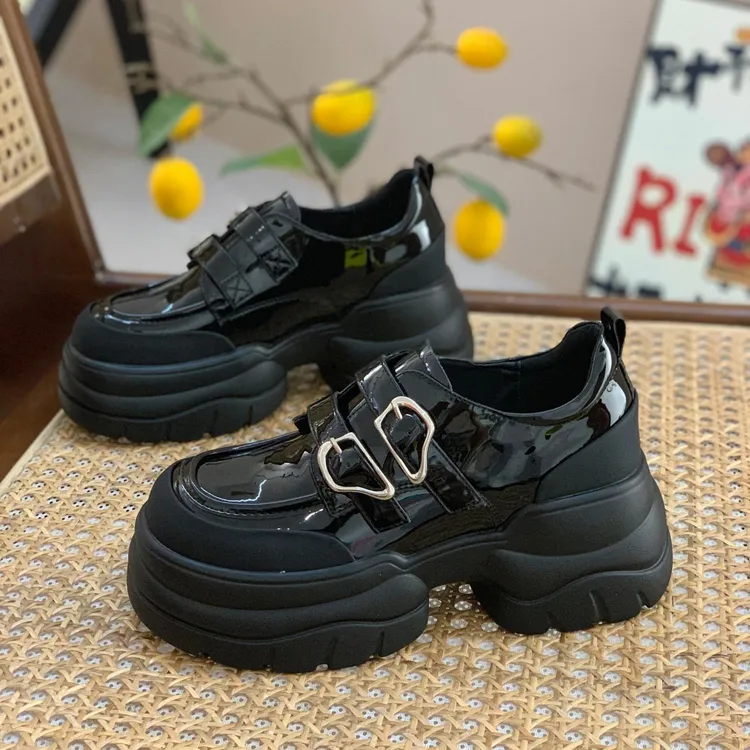 皇家 红蜻蜓小个子松糕厚底6cm乐福鞋女04秋季新款配裙子黑色英伦