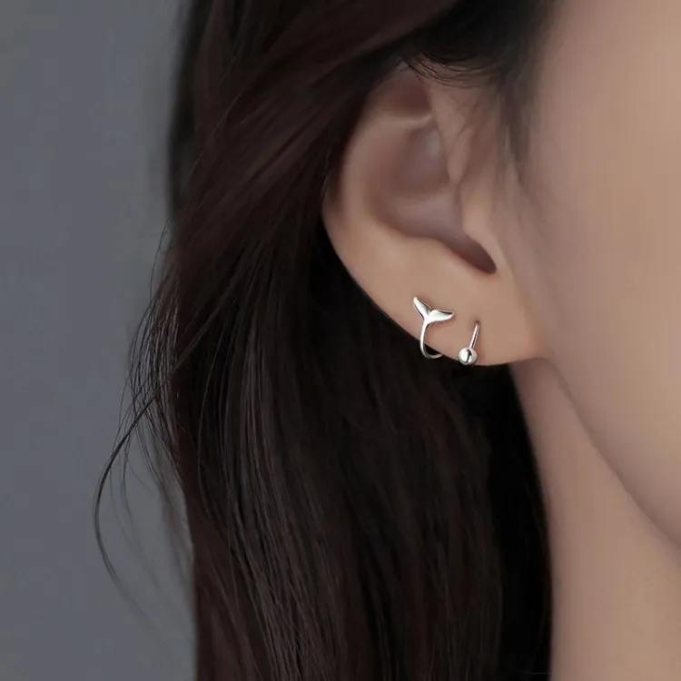 足银耳饰 999纯银耳针鱼尾耳钉小众女新款2024爆款耳环轻奢高级