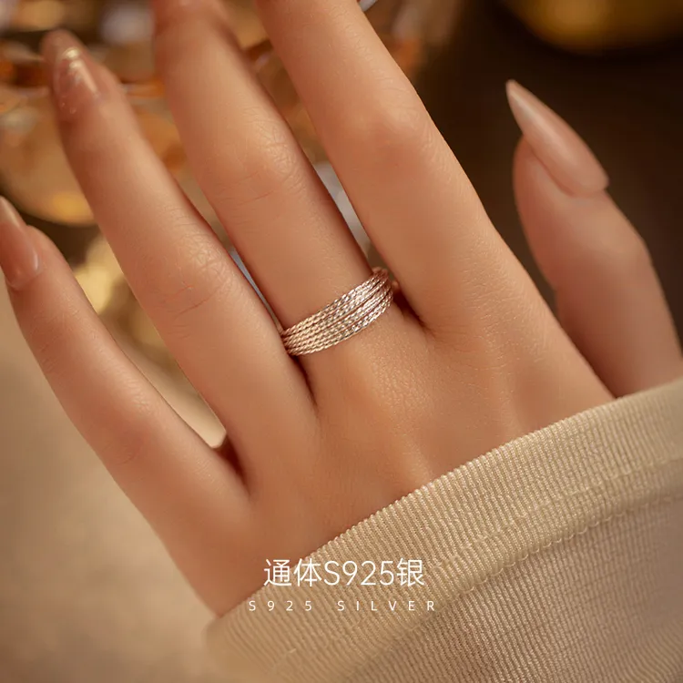 金美澳 925银戒指 线条拉丝戒指银饰轻奢高级感冷淡风女款食指戒