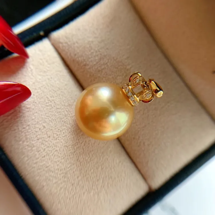 【海水南洋金珠】18k金皇冠吊坠浓金正圆微瑕强光送银链海水珍珠