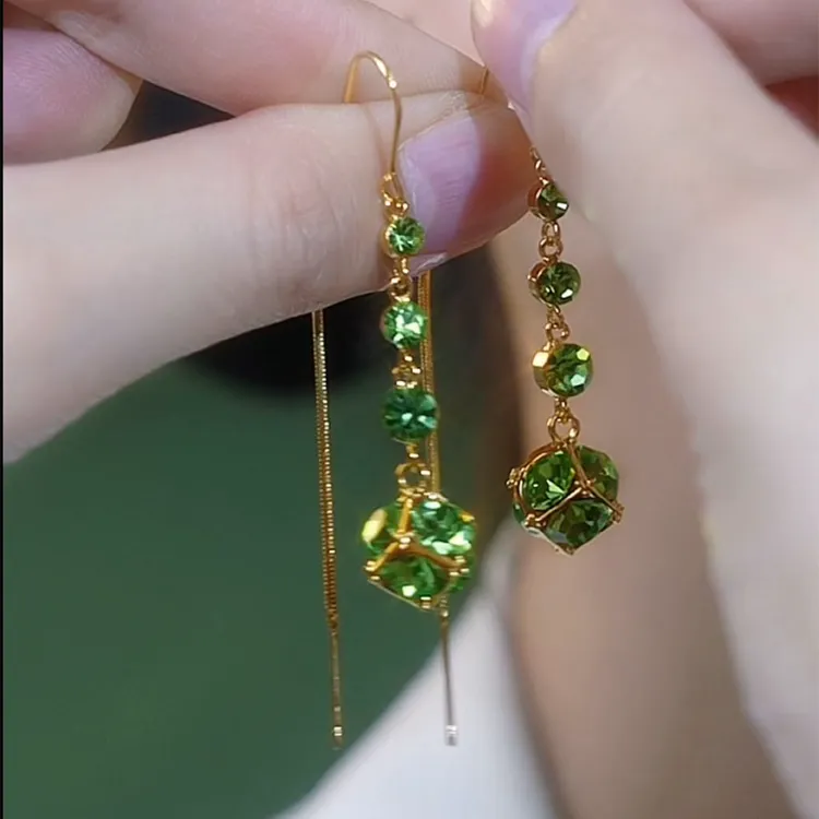 锌合金耳饰 设计绿色锆石钻球流苏耳线2024新款爆款耳环气质长款