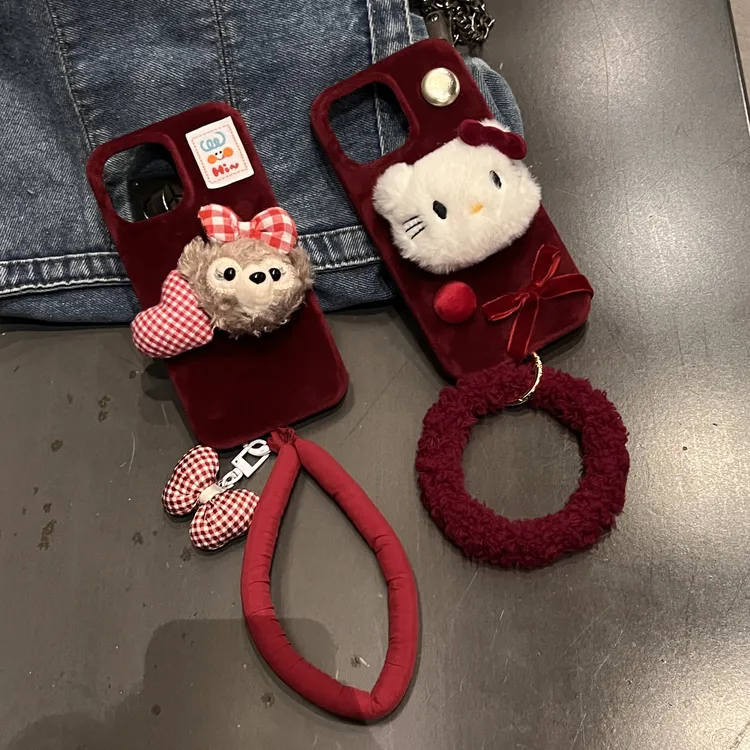 秋冬毛绒可爱kitty猫适用苹果16promax手机壳