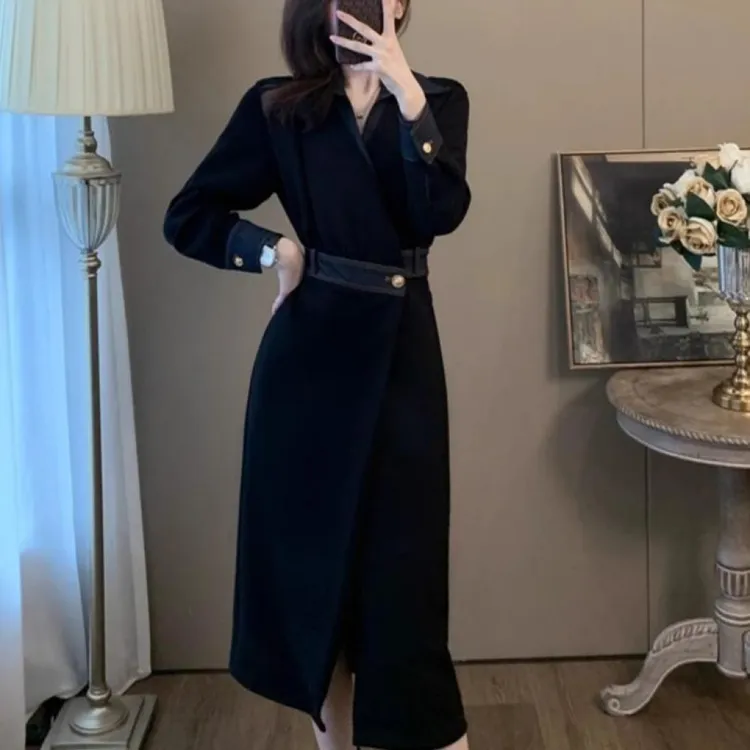 小香风气质收腰连衣裙女秋季大码胖mm法式高级感赫本风黑色长裙子